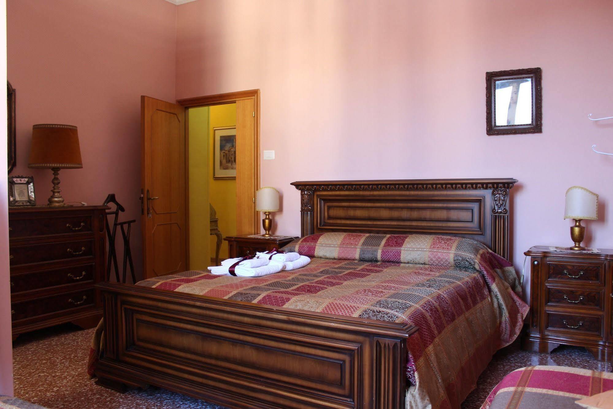 B&B Palazzo Migliani Асколи Пичено Екстериор снимка